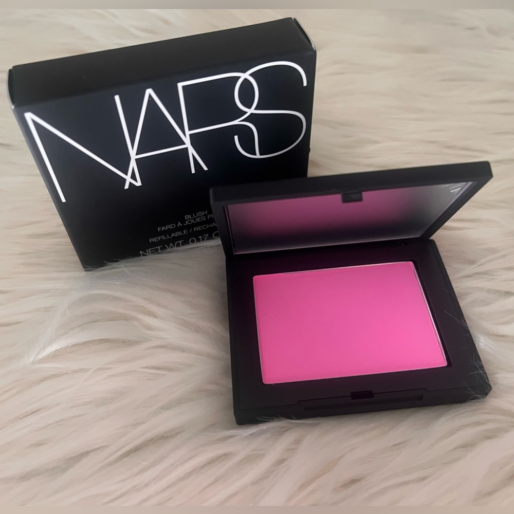 NARS Thrill Blush - Vibrant Matte Cheek Color